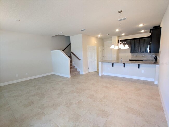 Building Photo - 2611 Amati Dr