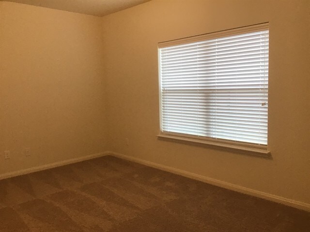 Building Photo - 9450 Plum Court