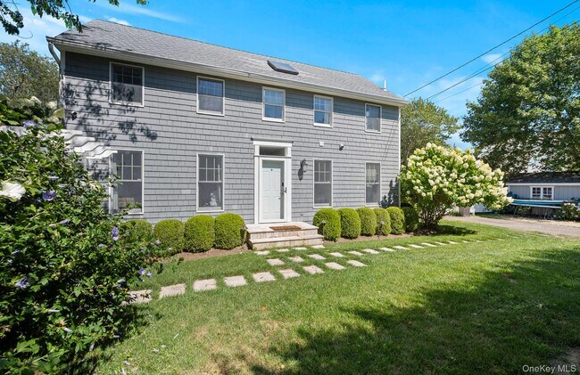 Building Photo - 28 Windermere Dr