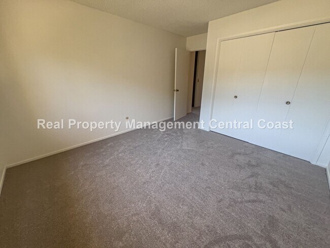 Building Photo - AVAILABLE NOW - Nice Home Near Laguna Lake...