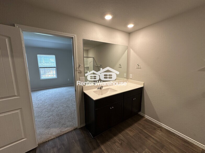 Building Photo - 5801 Berriweather Dr