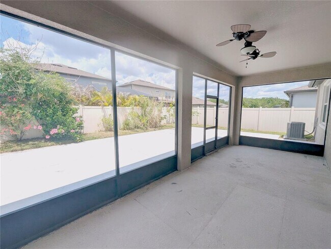 Building Photo - 18810 Birchwood Groves Dr