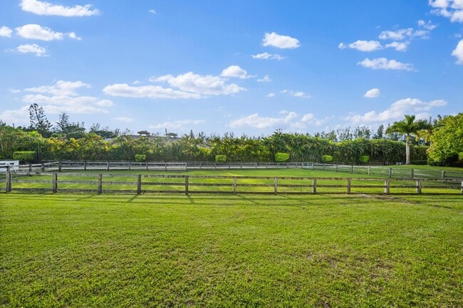 Building Photo - 11861 Hawk Hollow