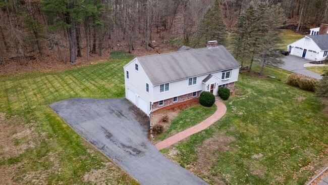 Building Photo - 52 Vega Rd