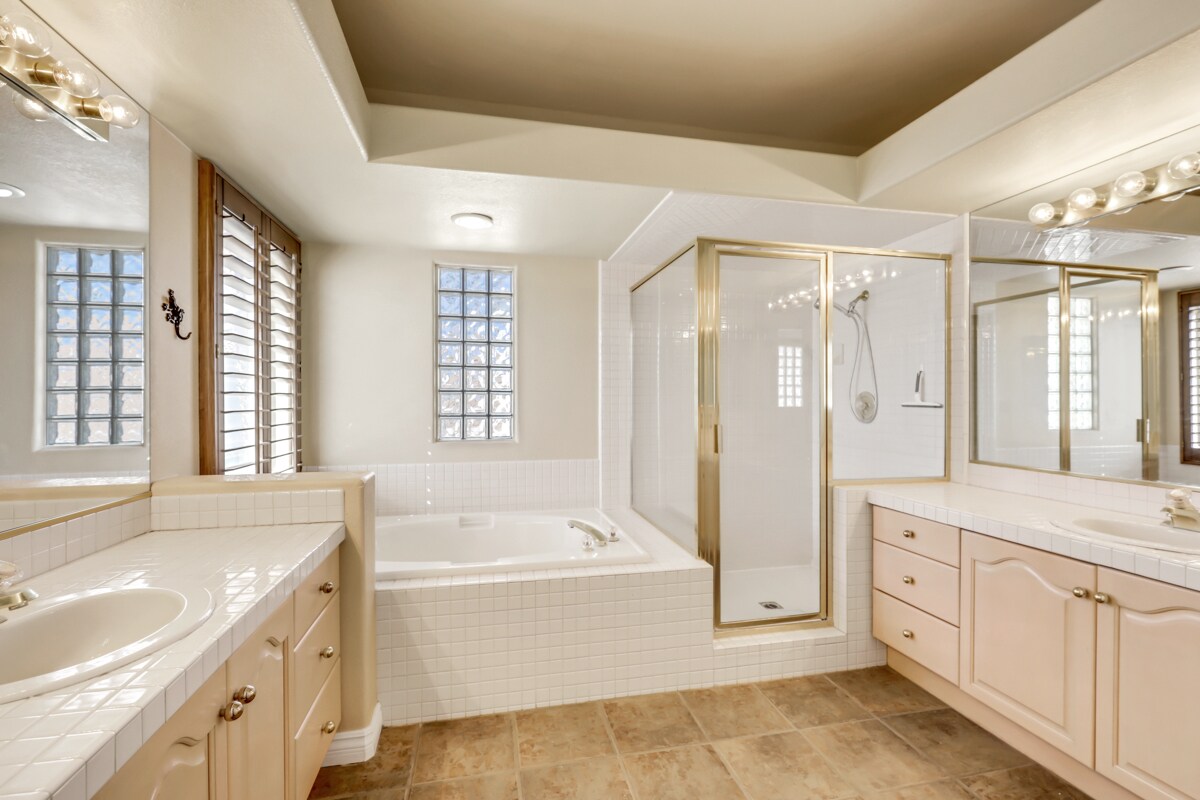 Building Photo - 9071 Pebble View Ct
