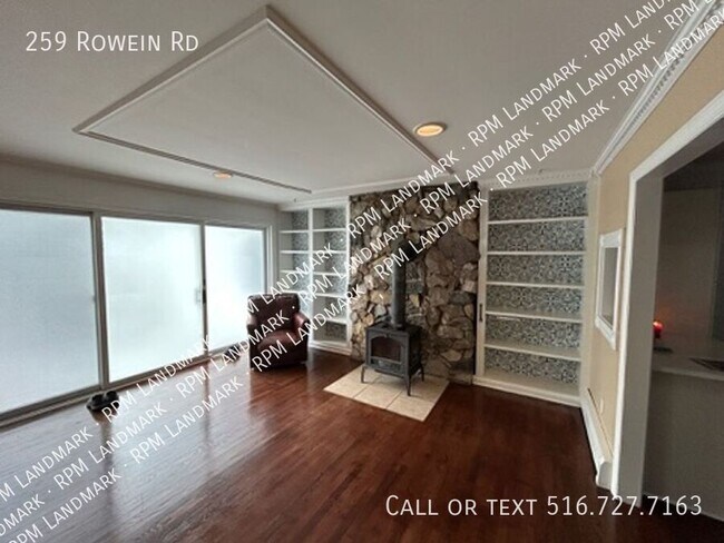 Building Photo - 259 Frowein Rd