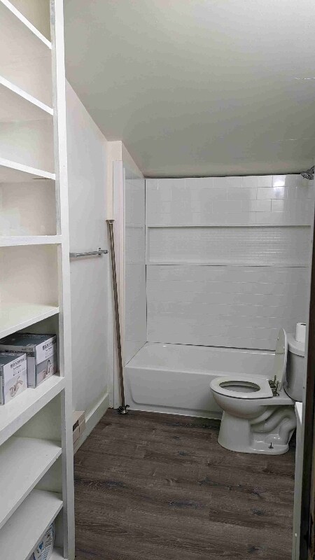 Building Photo - 1010 4th Ave S