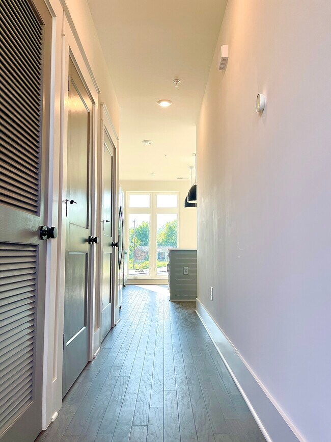 Building Photo - 1507 Porter Rd