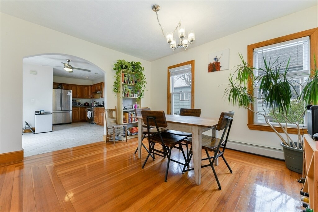 Building Photo - 33 Farragut Ave