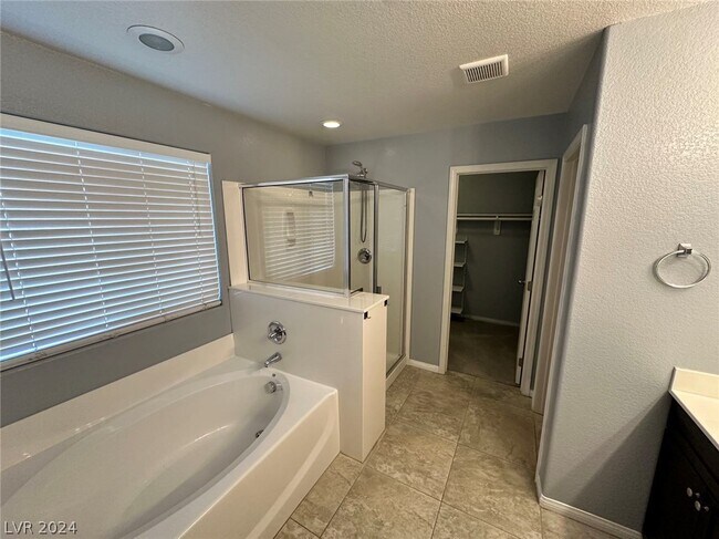 Building Photo - 6459 Twin Harbors Ct