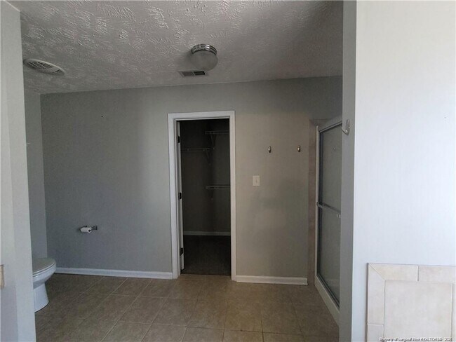 Building Photo - 3608 Crosswinds Dr