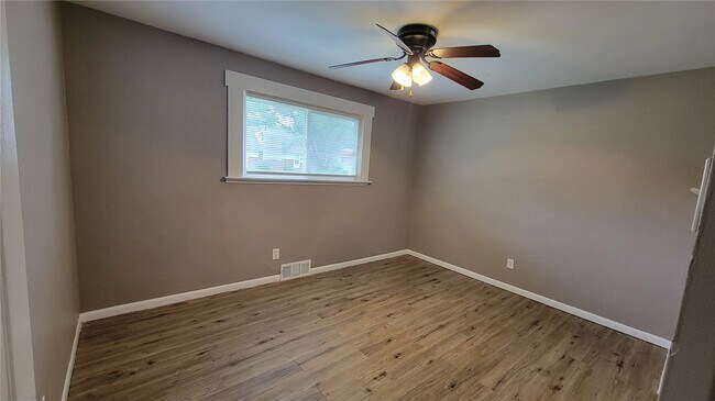 Building Photo - 8720 Marcella Ave