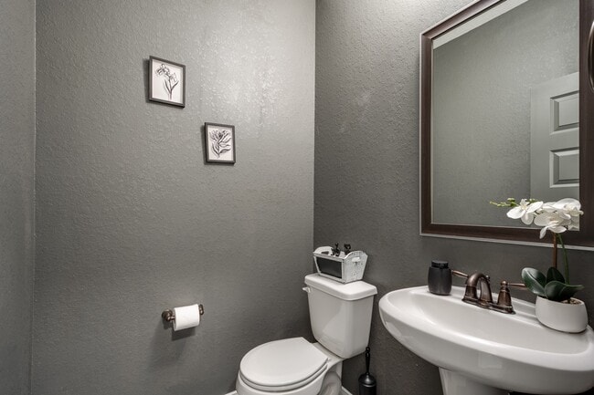 Building Photo - 14231 Angelina Dr