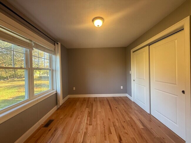 Building Photo - 37 J Davis Rd