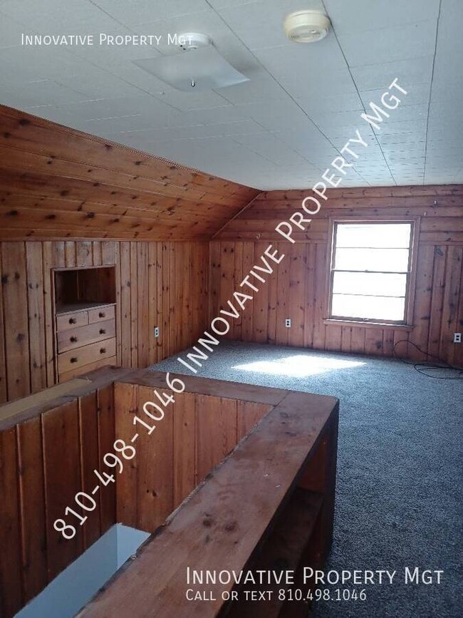 Building Photo - 533 W Pulaski St