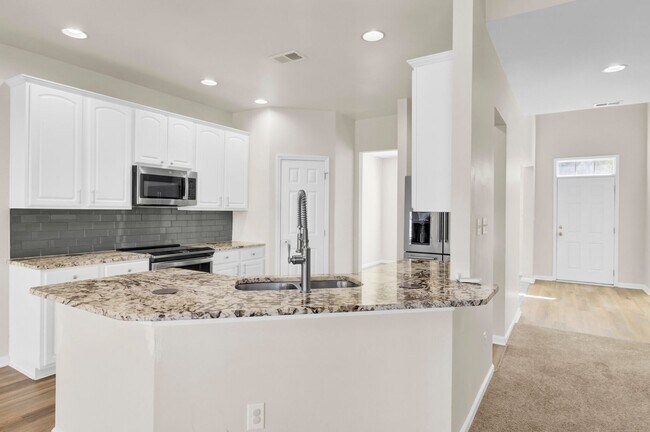 Building Photo - Spacious 5-Bedroom Rental with Dual Master...