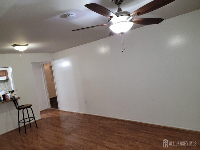 Building Photo - 8 Scheid Dr