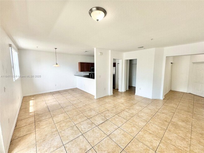 Building Photo - 10800 NW 88th Terrace