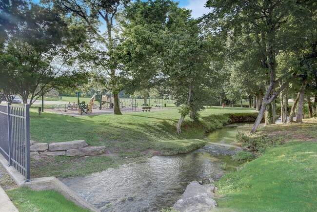 Building Photo - Welcome to your dream home in desirable Tollgate Village!