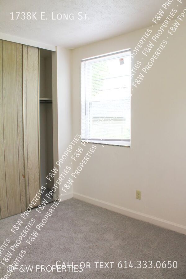 Building Photo - 1738K E Long St