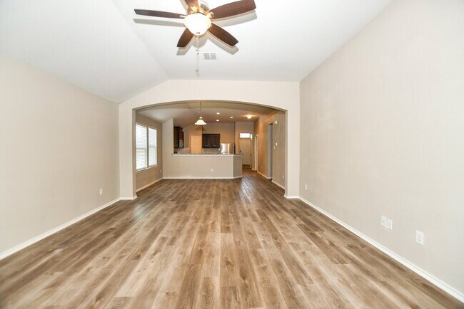 Building Photo - 4713 Joshua Dr