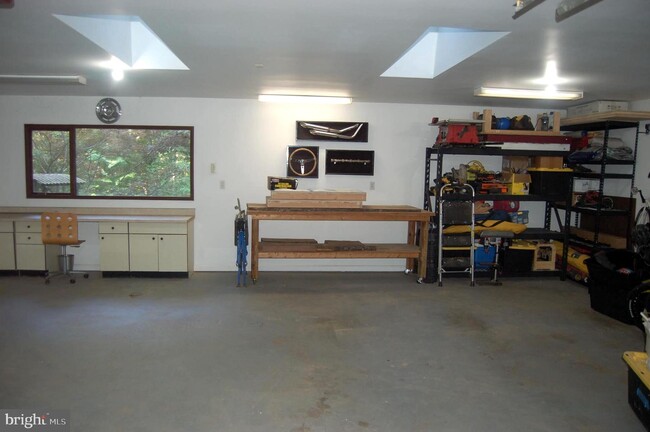 Building Photo - 9728 Swift Creek Ct