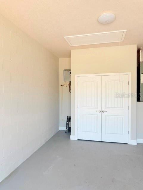 Building Photo - 32 Plainview Dr