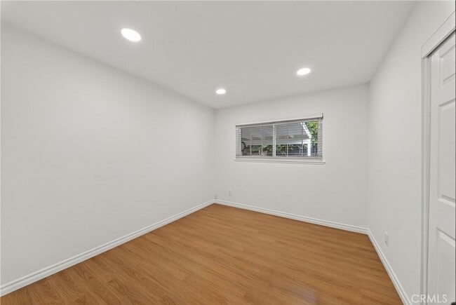 Building Photo - 4201 Franklin Ave