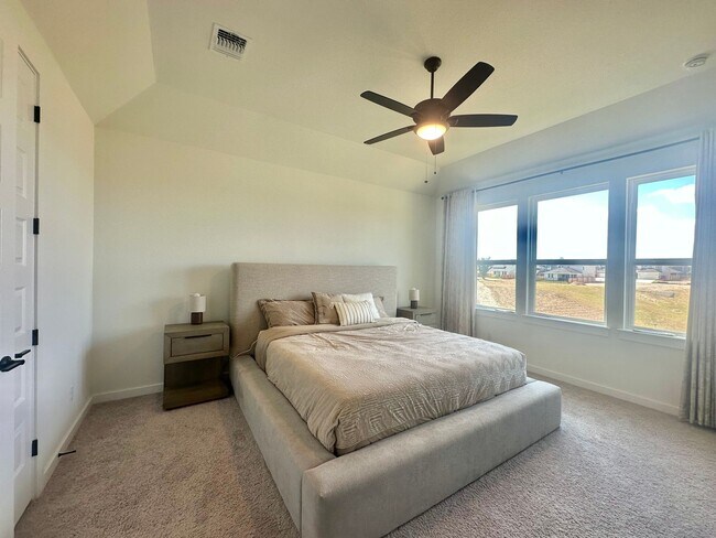 Building Photo - 137 Alfalfa Dr