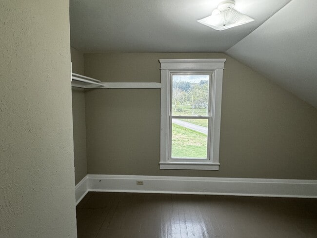 Building Photo - 4305 Dulaney Rd