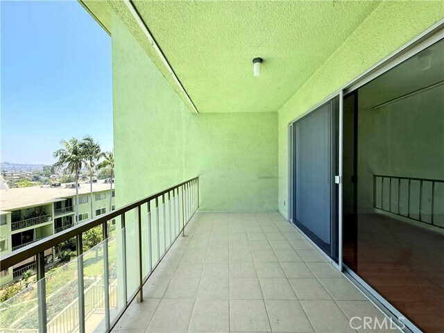 Building Photo - 1301 S Atlantic Blvd