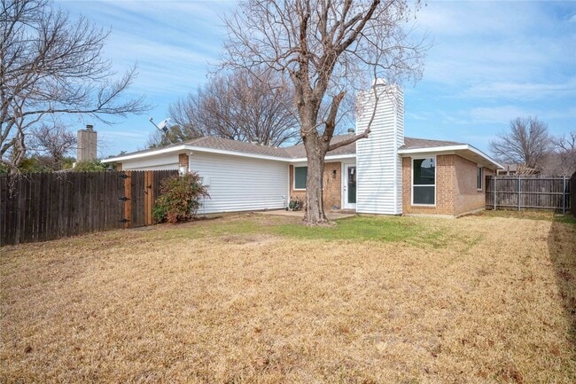 Building Photo - 1734 Sterling Ln