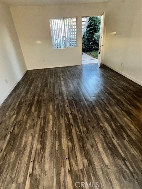 Building Photo - 504 S Ola Vista