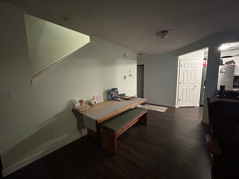 Building Photo - 509 Brookmont Dr