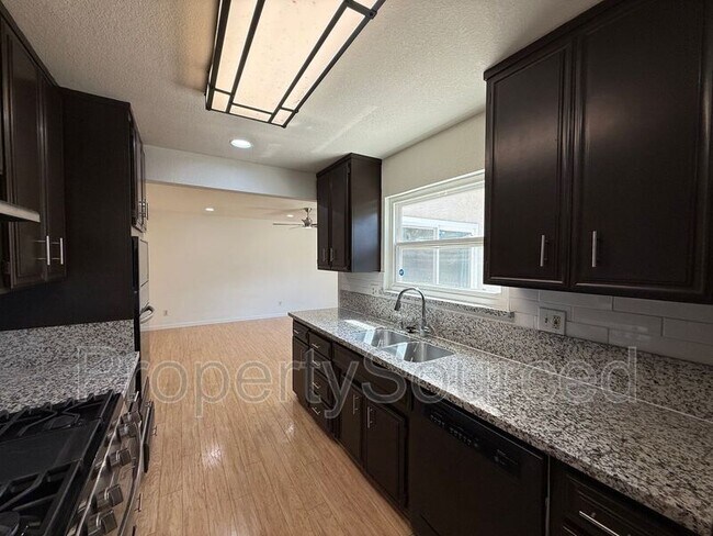 Building Photo - 1444 Snead Ct