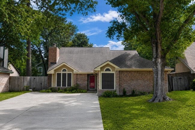 Building Photo - 12518 Dolgo Dr