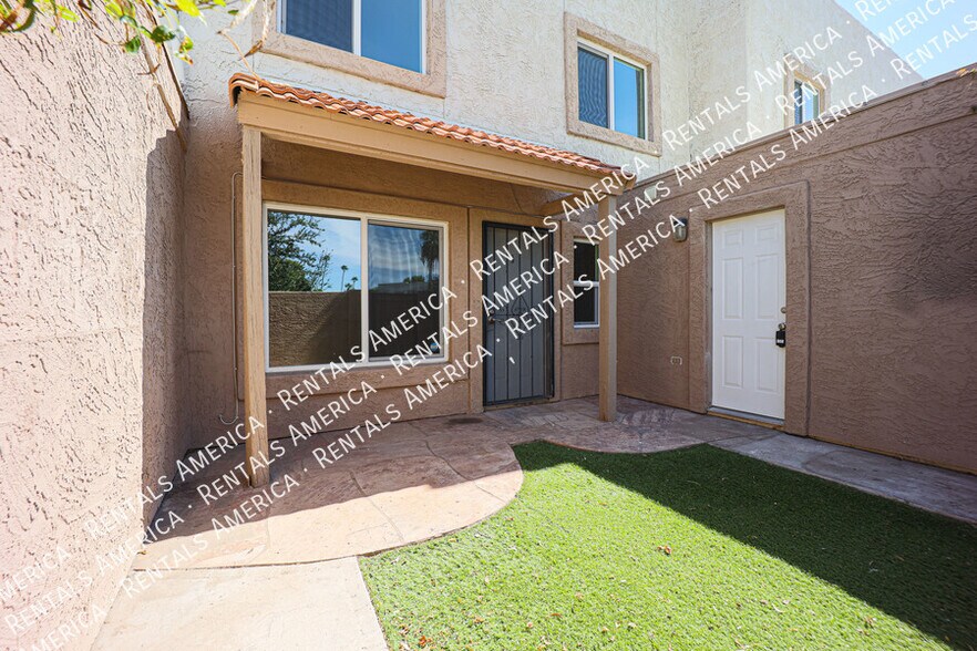 Building Photo - 6053 N 79th St