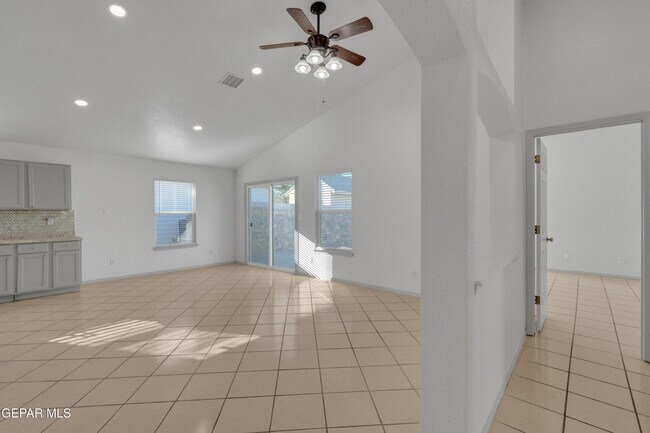 Building Photo - 12077 Castle Keep Cir