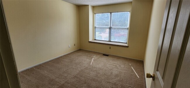 Building Photo - 3712 Olsney Dr