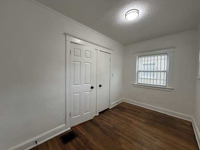 Building Photo - 4010 Bellefontaine Ave