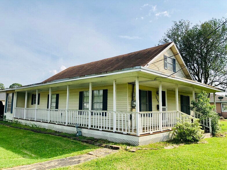 Building Photo - 2503 Ave G