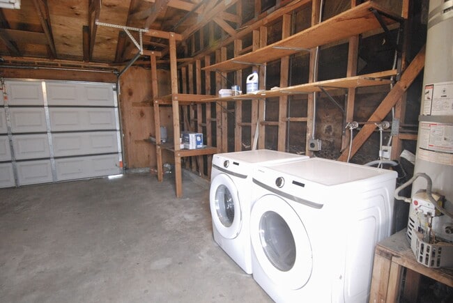Building Photo - 1097 S Santo Antonio Dr