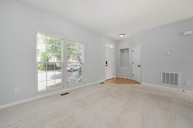 Building Photo - 7333 Althorp Way