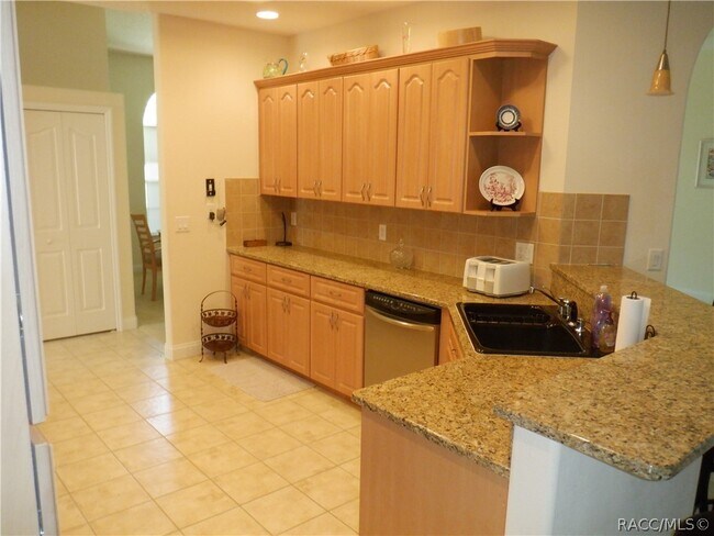 Building Photo - 315 E Dusty Ct