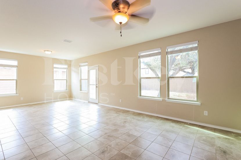 Building Photo - 9958 Balboa Island