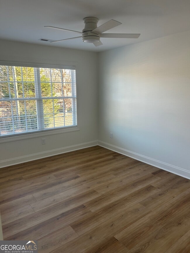 Building Photo - 313 Timothy Ave