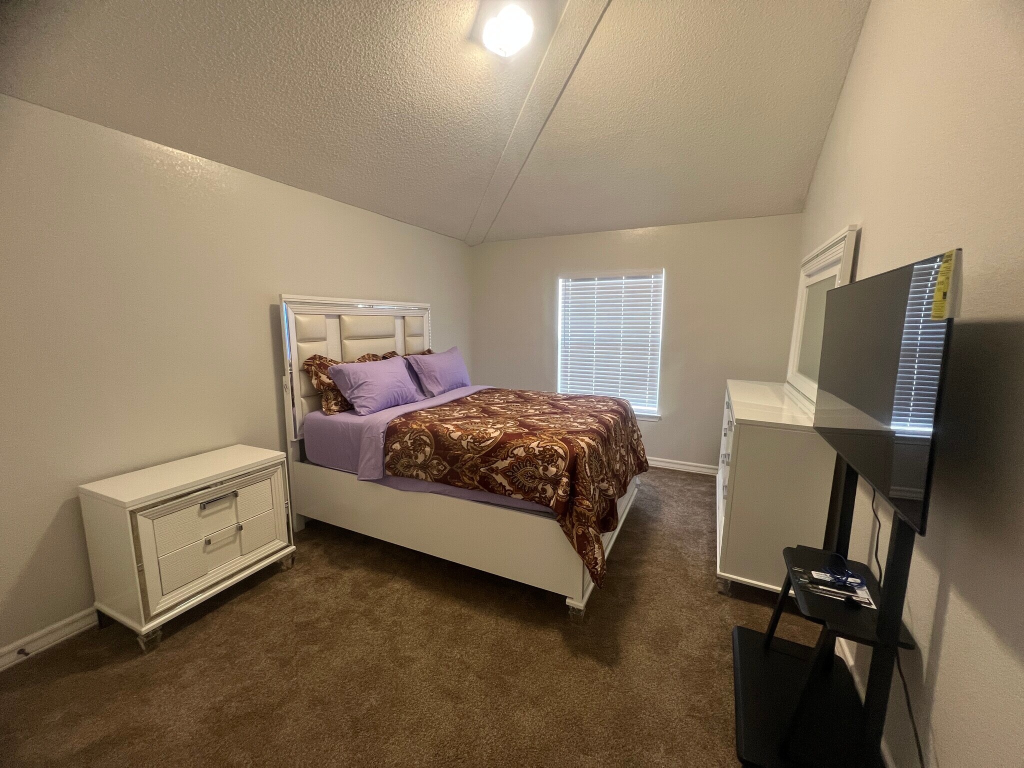 Building Photo - 485 Jeweled Mesa Ct