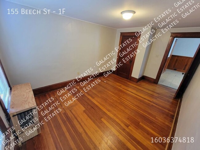 Building Photo - 1st fl 2 bed 1 bath east side Manchester A...