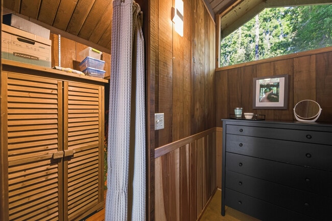 Building Photo - 22000 Timber Cove Rd