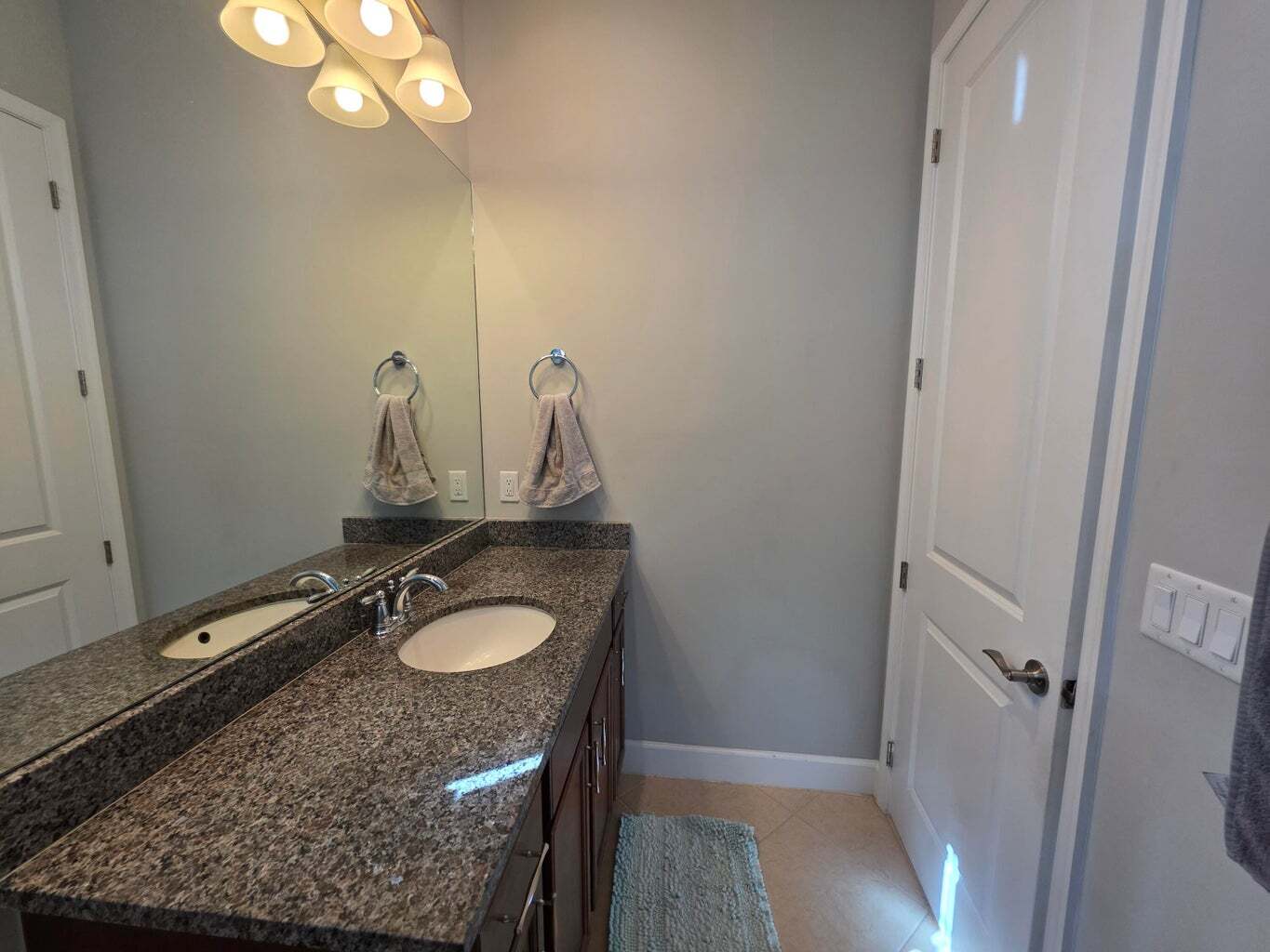 Building Photo - 16007 Whippoorwill Cir